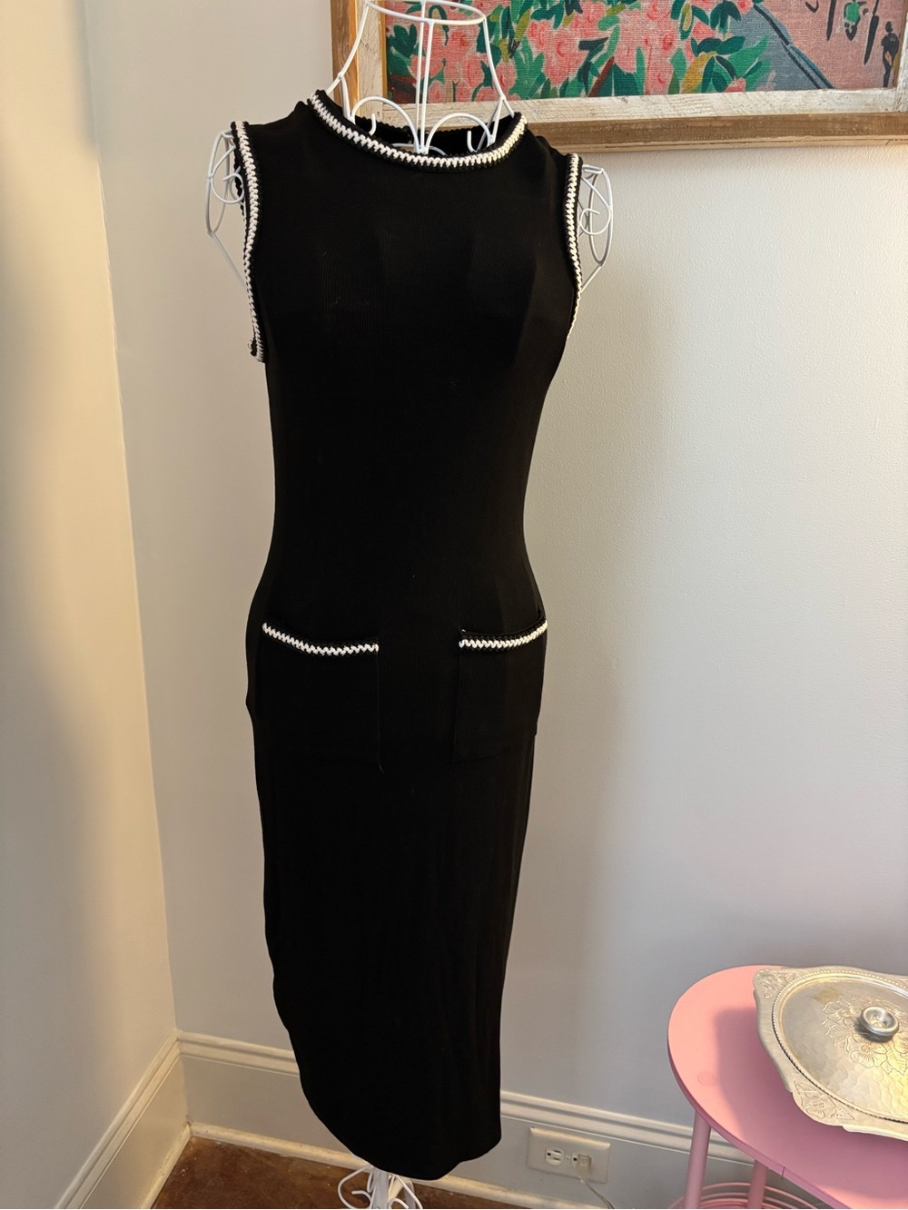 Sleeveless Black Ribbed Knit Midi Dress with Cream Trim